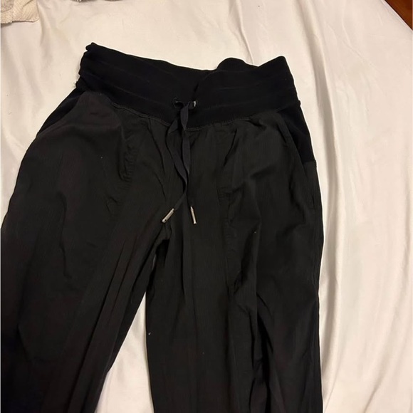 Lululemon Dance Studio Joggers Black size 2 - Picture 2 of 4